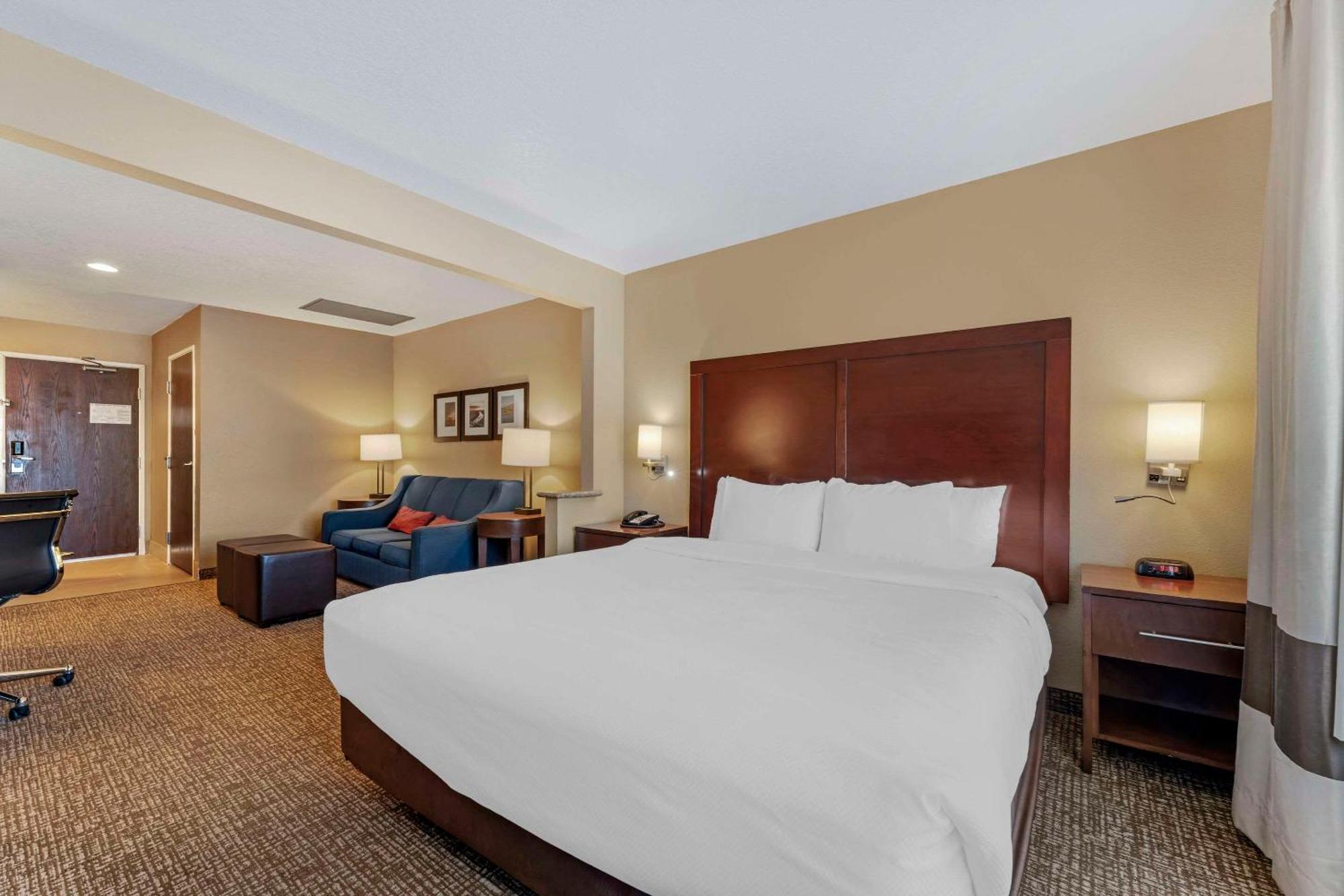 Inn Comfort Stockton Airport