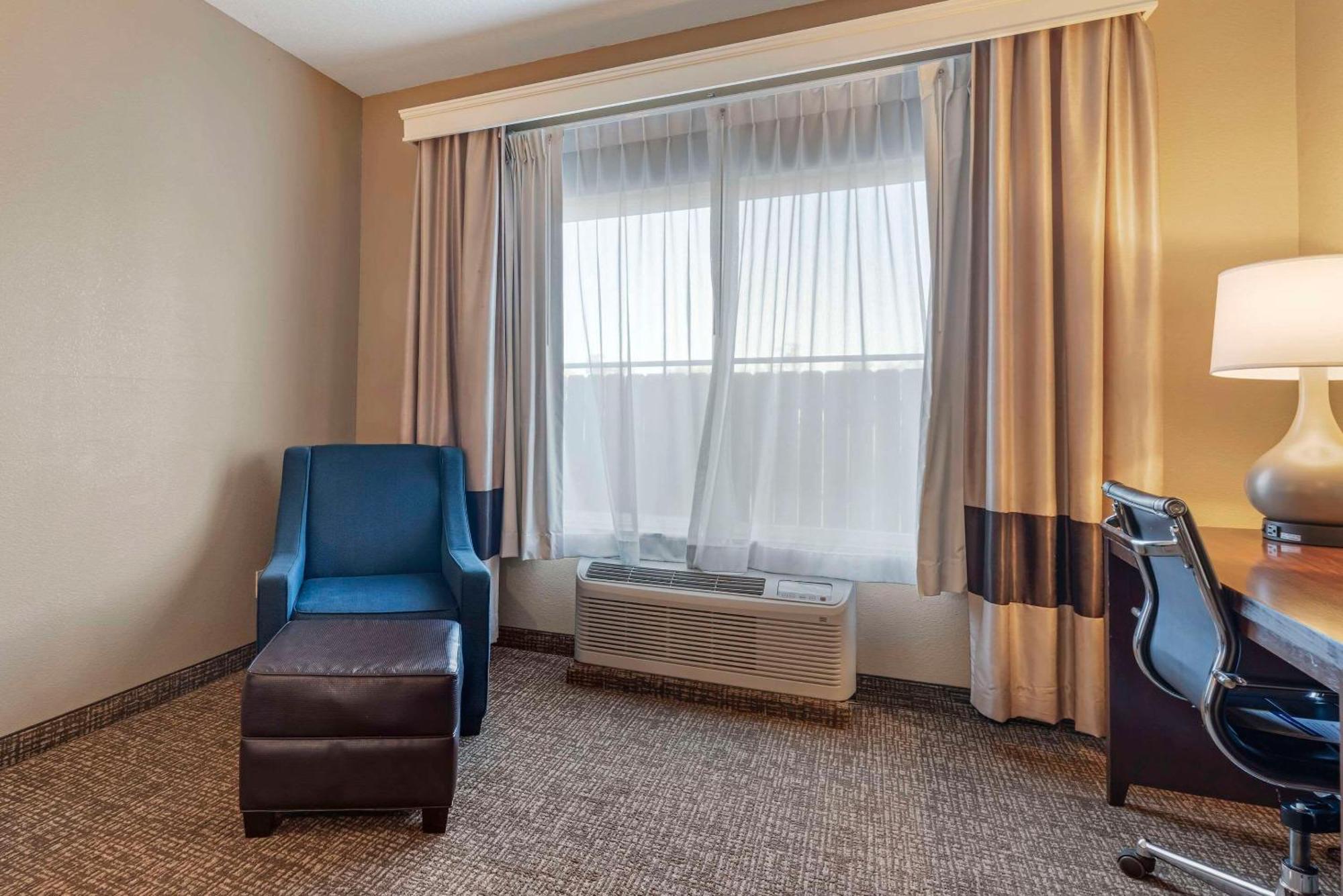 Inn Comfort Stockton Airport Lathrop